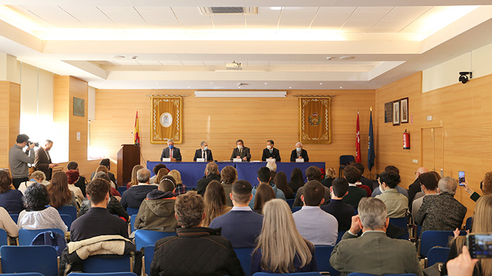 Un momento de la entrega de los premios, en el salón de actos del edificio Agrícolas de la ETSIAAB Un momento de la entrega de los premios, en el salón de actos del edificio Agrícolas de la ETSIAAB