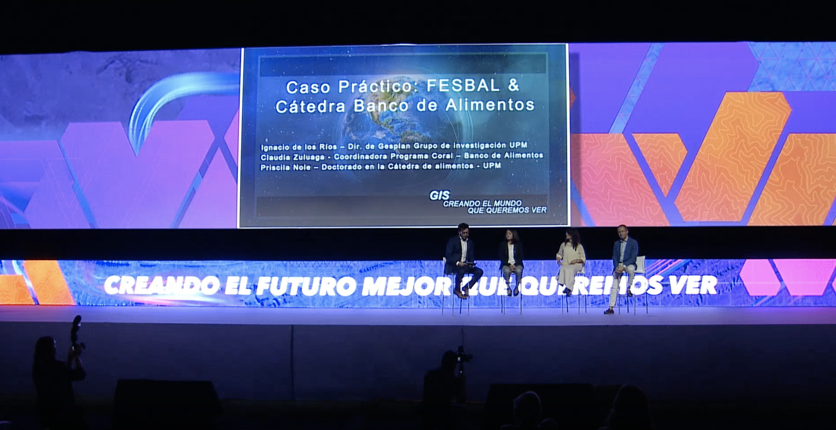 Momento de la Conferencia Plenaria desde el caso CBA Momento de la Conferencia Plenaria desde el caso CBA