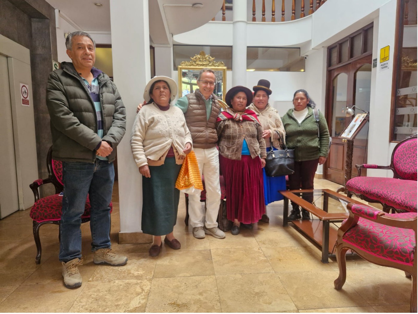 Reunión del 15 de diciembre de 2025 con integrantes de la junta saliente y entrante de la CMA Reunión del 15 de diciembre de 2025 con integrantes de la junta saliente y entrante de la CMA